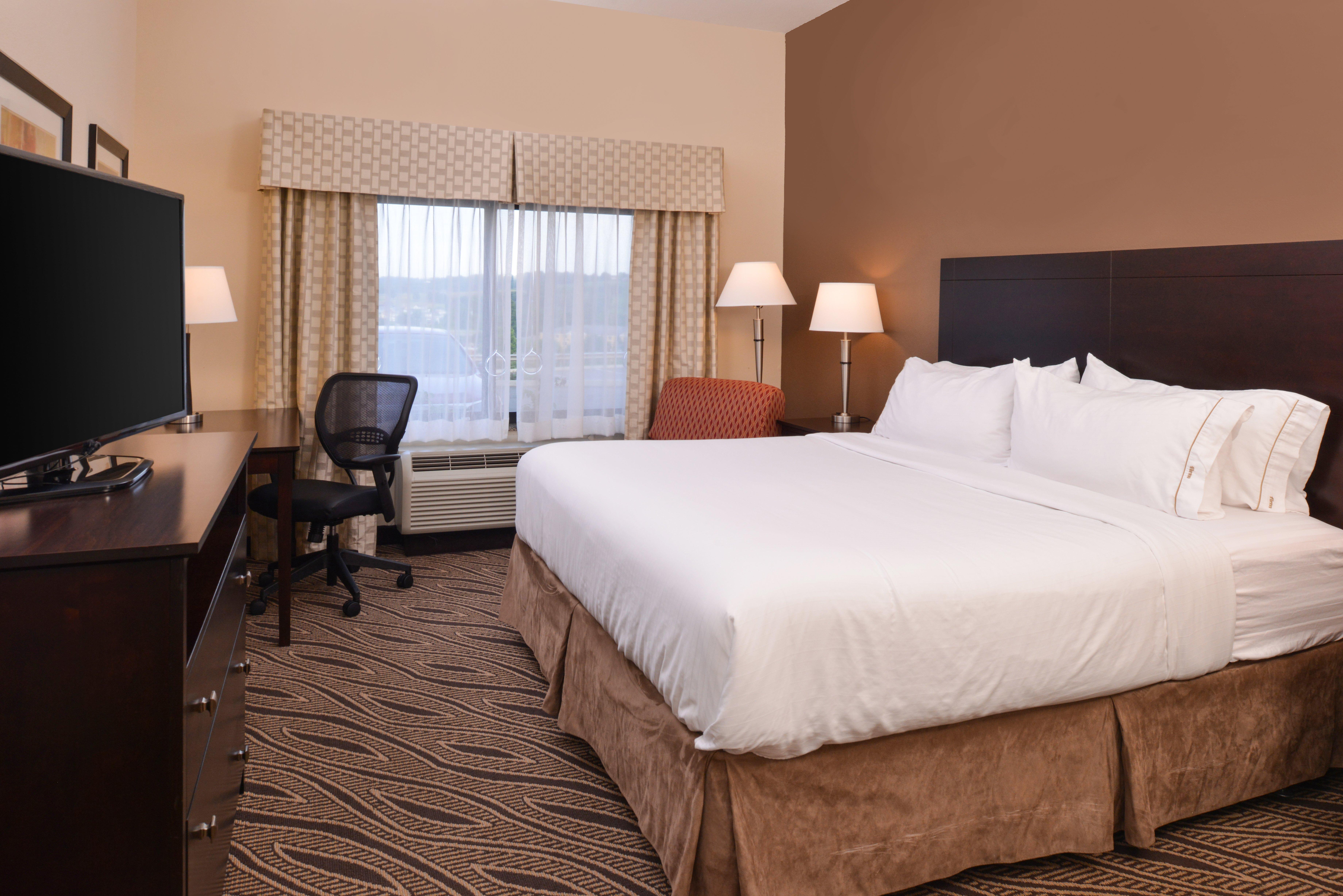 Holiday Inn Express & Suites Washington - Meadow Lands By Ihg Exterior photo