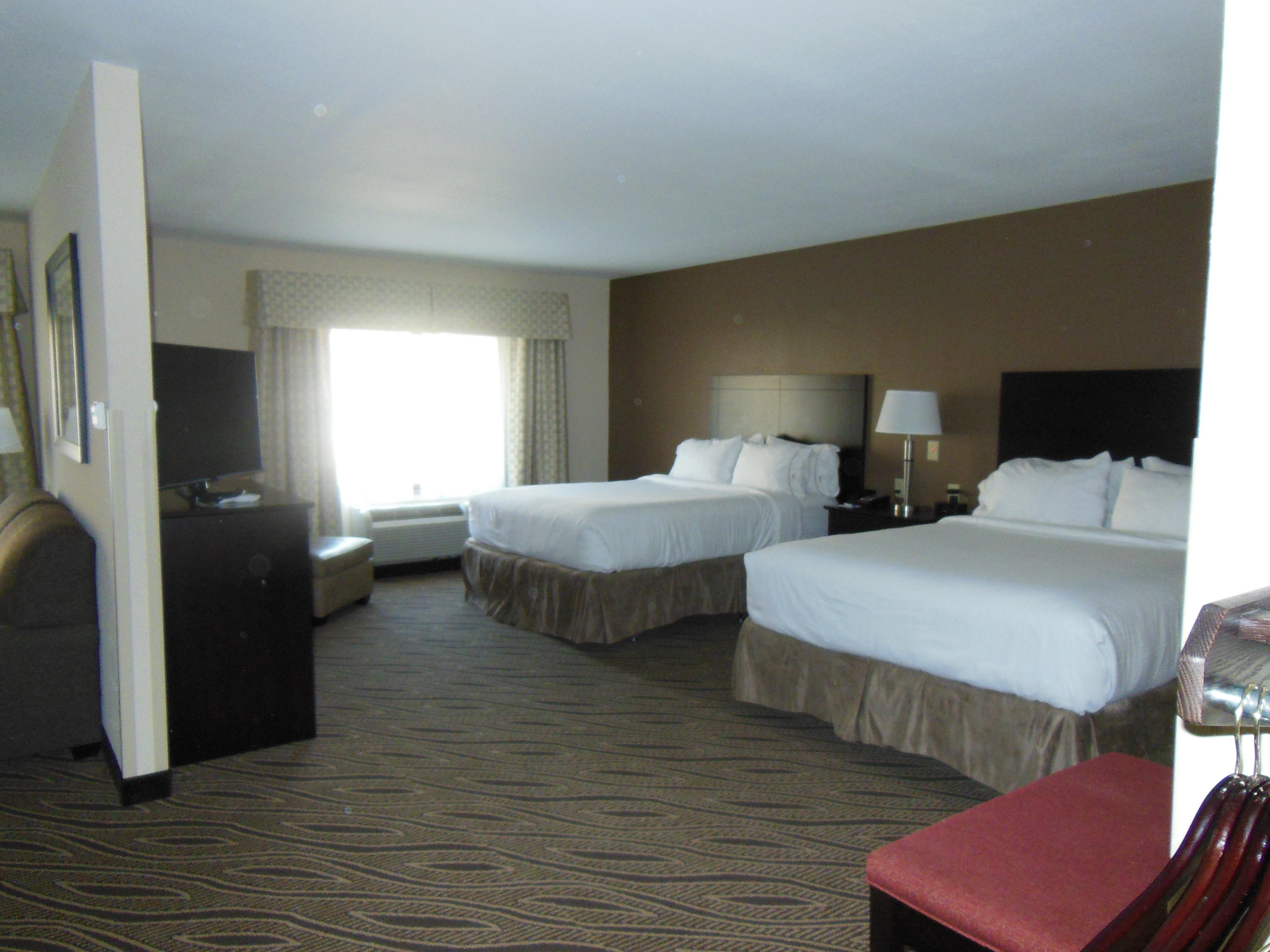 Holiday Inn Express & Suites Washington - Meadow Lands By Ihg Exterior photo