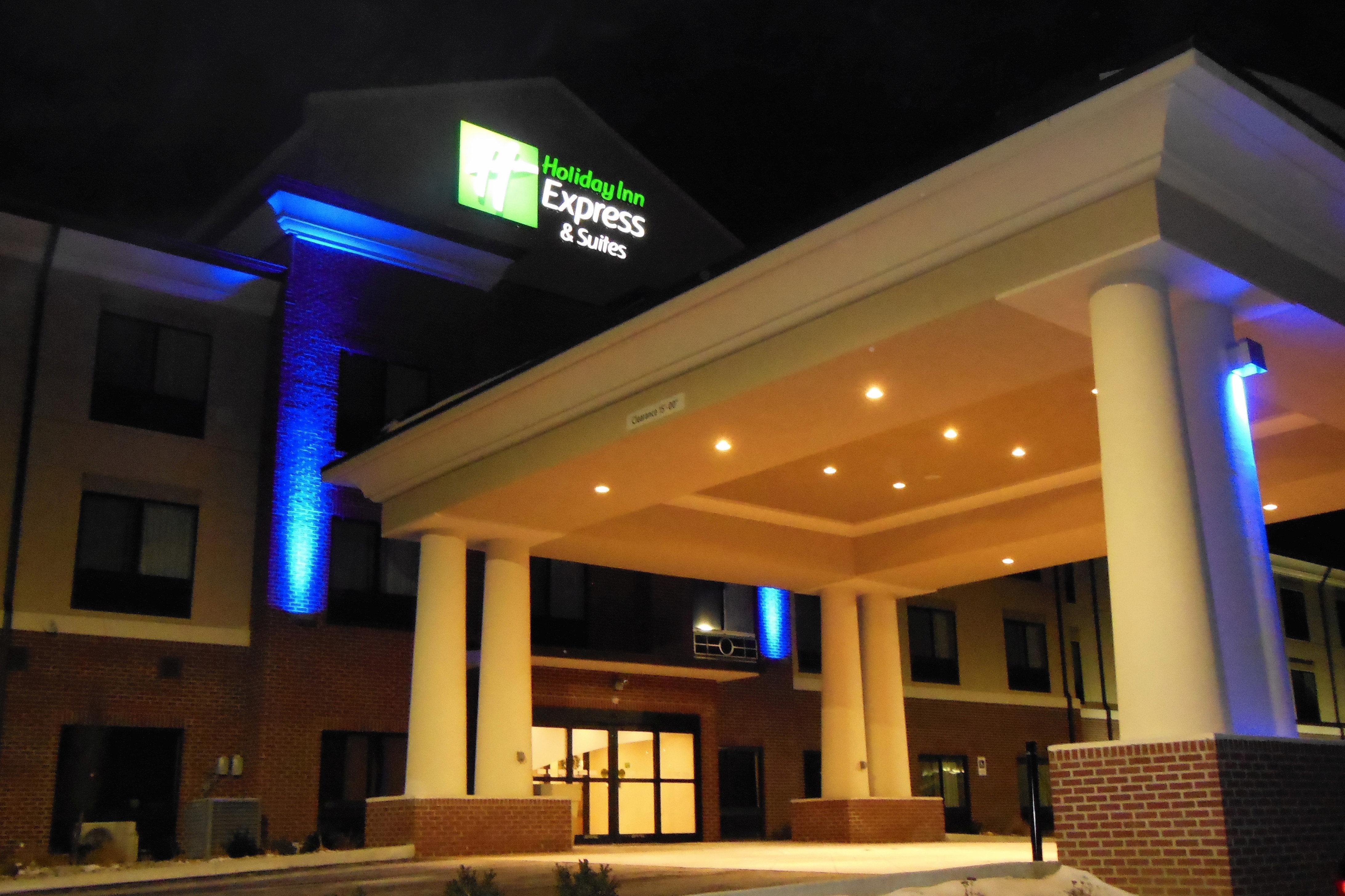 Holiday Inn Express & Suites Washington - Meadow Lands By Ihg Exterior photo