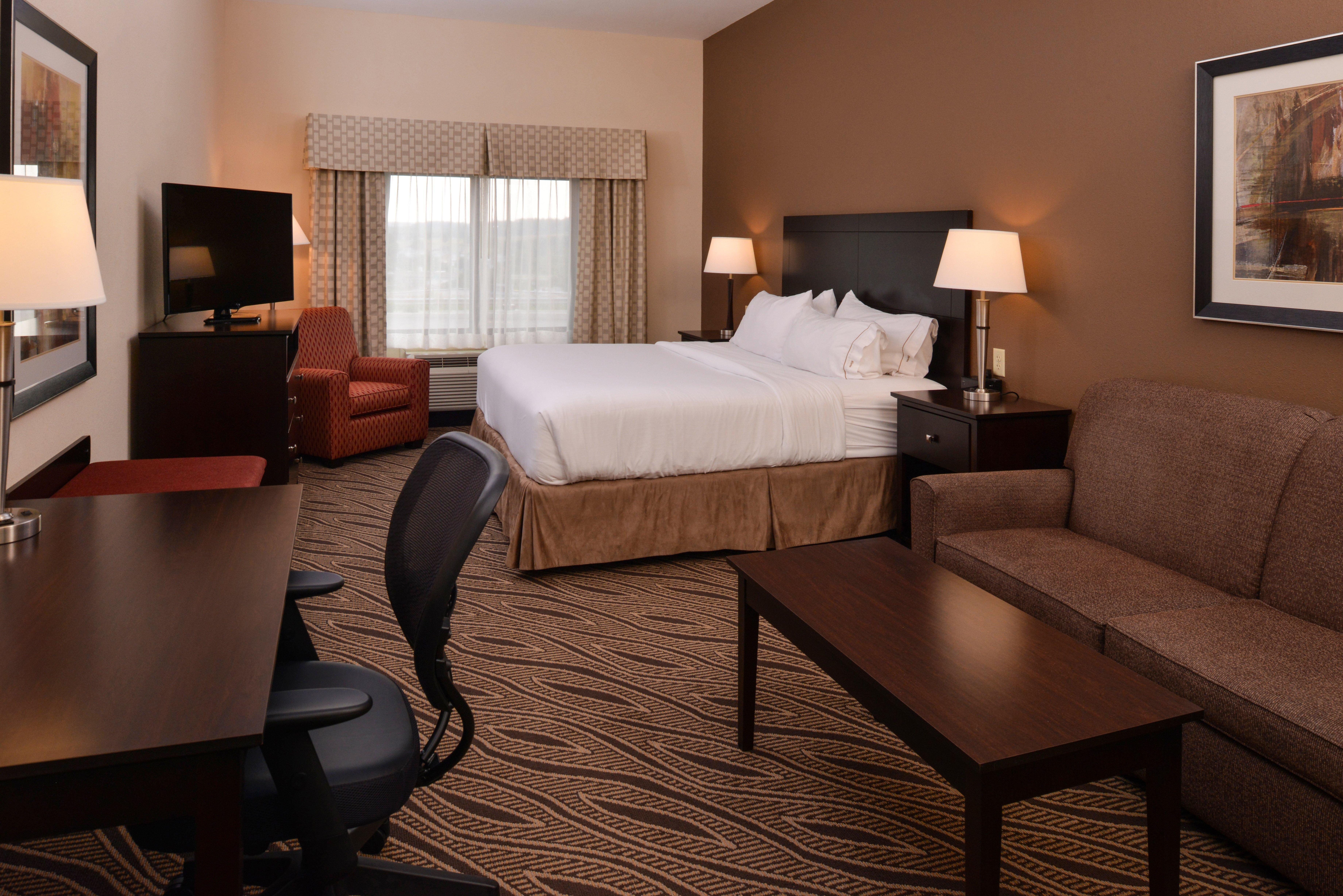 Holiday Inn Express & Suites Washington - Meadow Lands By Ihg Exterior photo