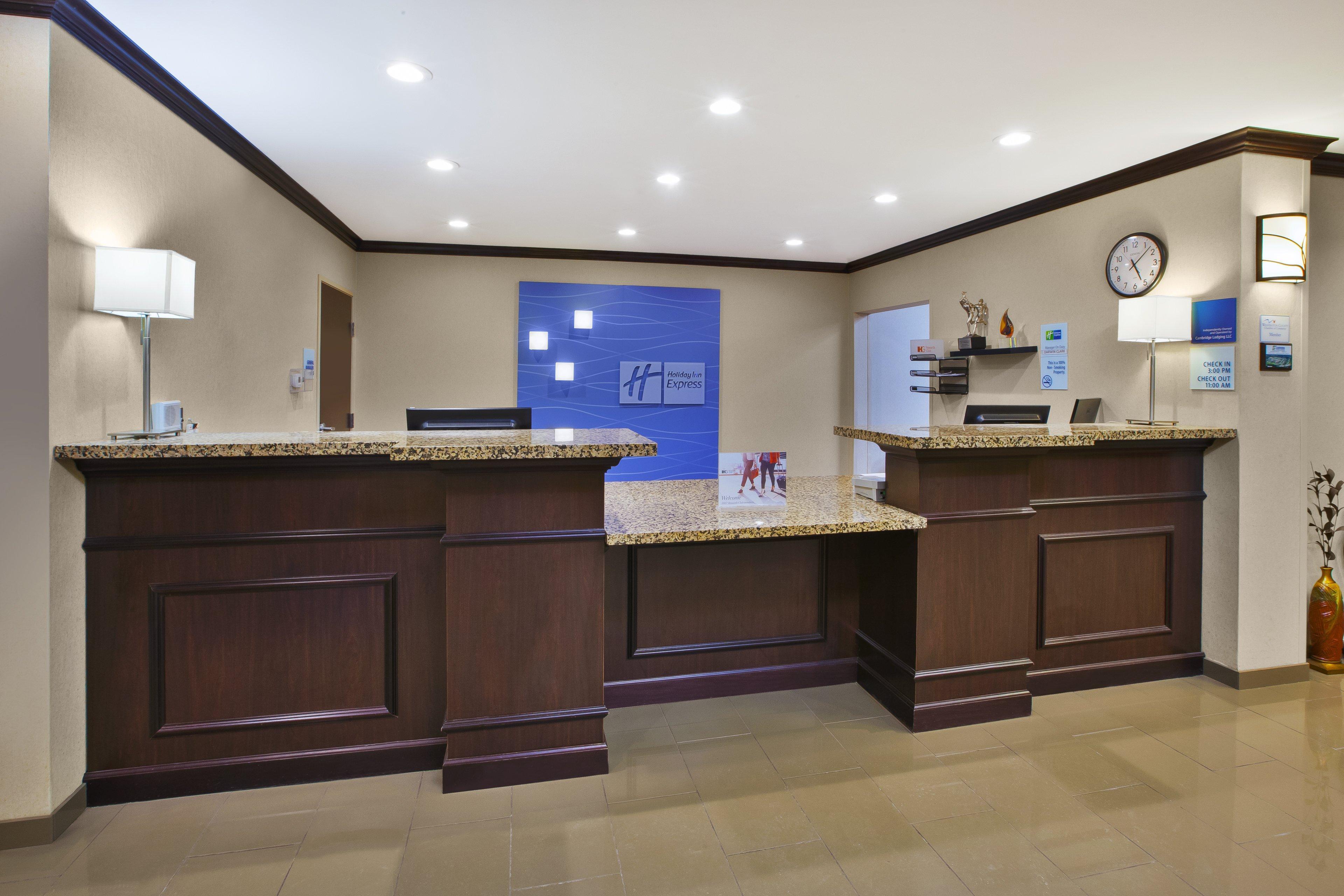 Holiday Inn Express & Suites Washington - Meadow Lands By Ihg Exterior photo